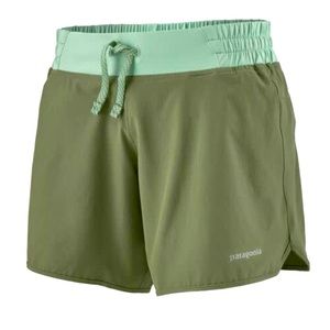 Patagonia Women’s Nine Trails Shorts 6” Camp Green